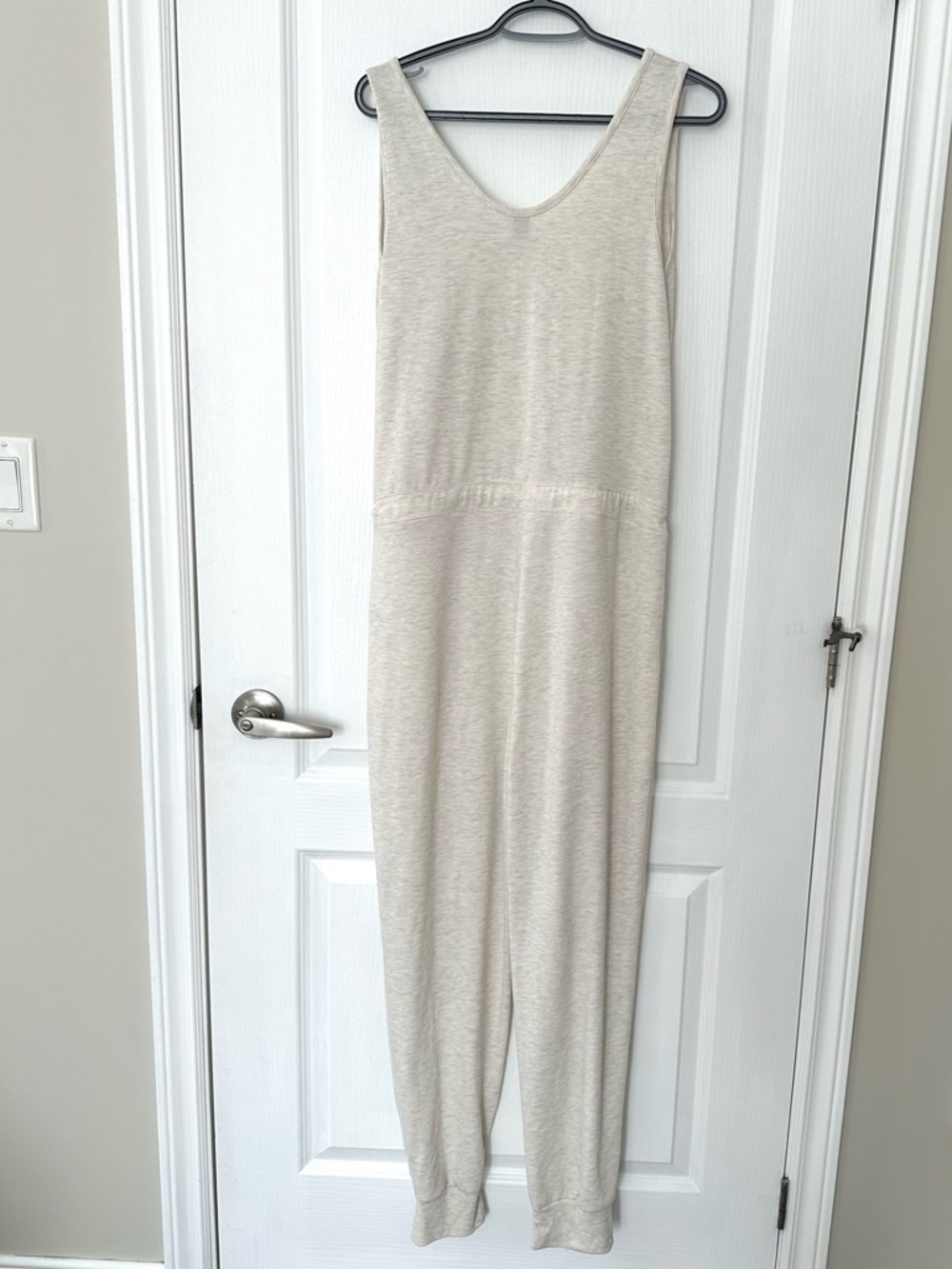 EUC Cream Heathered Sleeveless Drawstring Jumpsuit Lounge Full Length Sz Large - Picture 4 of 8